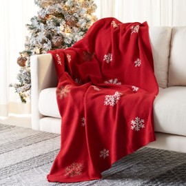 SAFAVIEH Home Collection Frosty Wish Snowflake Red/White 50 x 60-inch Cotton Sofa Chaise Lounge Club Chair Living Room Bedroom Decorative Throw Blanket