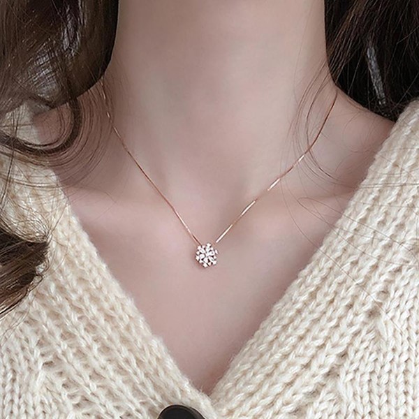 Clavicle Chain Snowflake Necklace Personalized Snowflake Pendant Ladies Simple Jewelry
