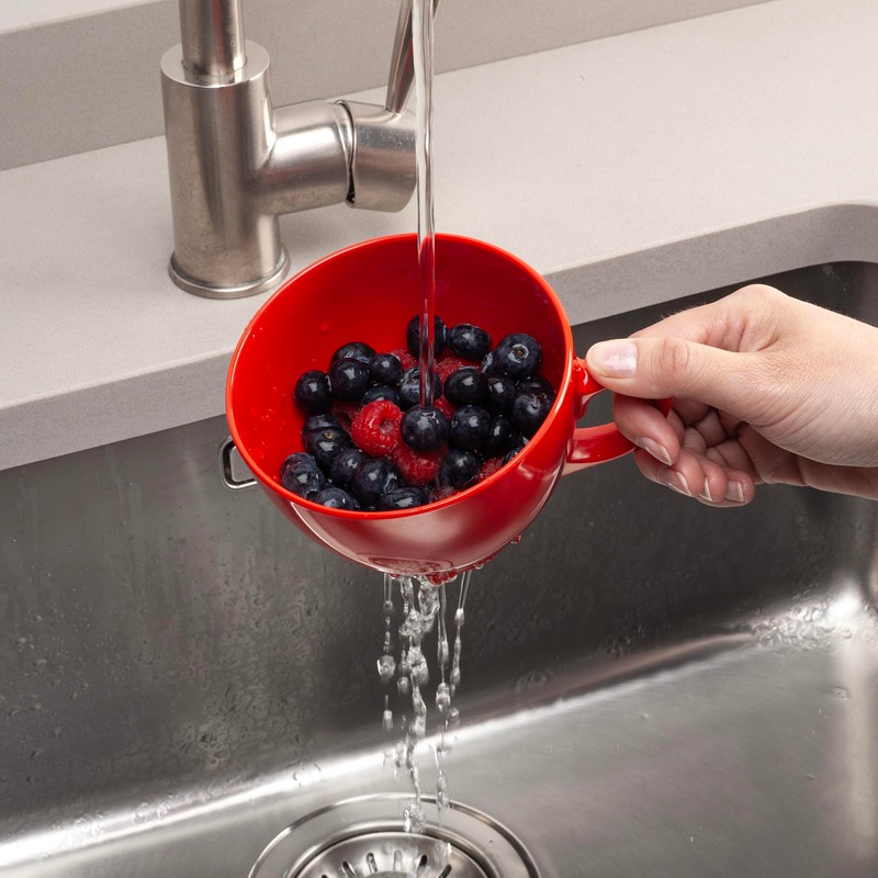 Zeal Berry Colander Cup, Small Hand-held Cup Shape Melamine Strainer/Sieve,