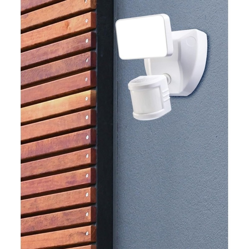 Heath/Zenith HZ-Connect Outdoor Wi-Fi Connected Motion LED Security Light