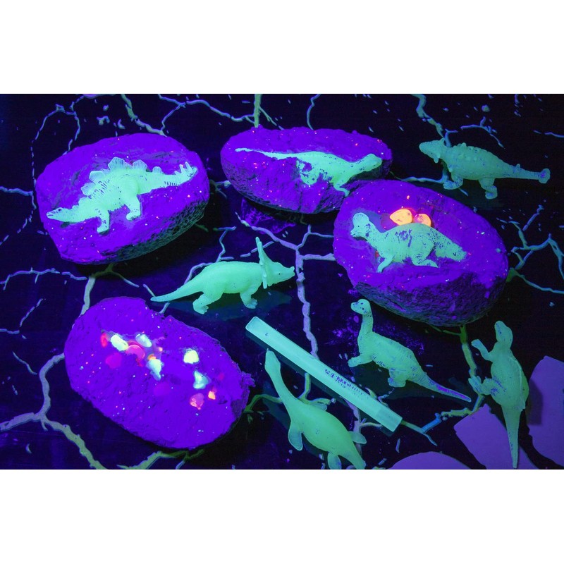 Dig It Up! Glow in The Dark Dinosaurs