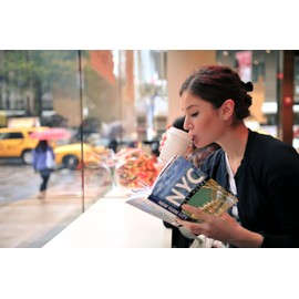 MOKATE® NYCOFEE 2in1 Instantkaffee Classic | 10 Sticks x 10g | Instant Kaffee Getränkepulver aus löslichem Bohnenkaffee Smooth & Creamy Pulver Getränke Cremiger Geschmack Intensives Aroma