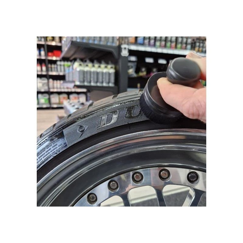 50 Cal Detailing Ultra Soft Tyre Dressing Applicator Brush