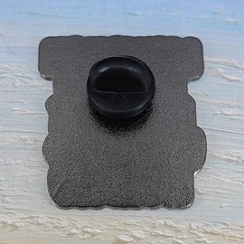 Ficsowy "I Can Explain It to You But I Can't Understand It for You" Enamel Pin -Philosophical Message Badge Humorous and Sarcastic Brooch Gift for Jackets, Bags, and Hats