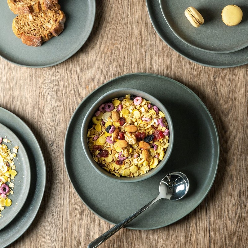AmorArc Stoneware Dinnerware Sets, Wavy Rim Ceramic Plates and Bowls