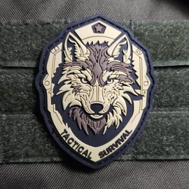 "Surviving Wolf" Modern Military Morale Tactical Patches Velcro PVC Patches DIY Decorative Velcro Patches for Backpack German Army Jacket