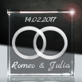 3D Laser Glass Crystal Cube Layout: Large Rings with Your Free Engraving (Name, Date and Additional Text – The Ideal Love Gift for Your Wedding Day)