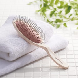 Feather Brush Gentle on Hair and Scalp Massage Effect Feels Good