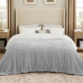 Bedsure Sherpa Blanket Queen Size for Bed - Super Soft Cozy Plush Fleece Thick Warm Blanket for Winter, Grey, 90x90 Inches