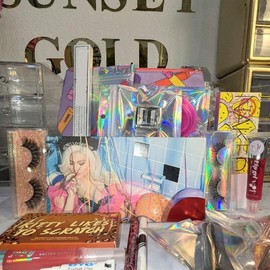 Platinum Tier Makeup Bundle - Perfect Cosmetic Gift for Any Occasion Eye Shadow birthday gift set