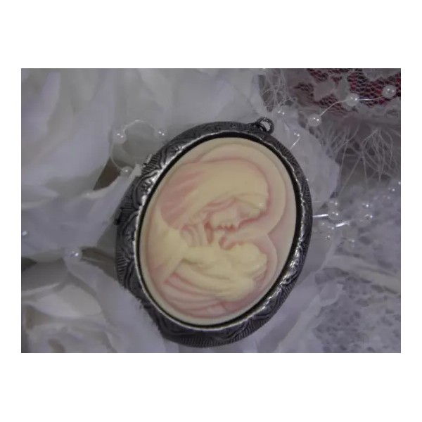 Fancy Fox Boutique Mary and Jesus religious Pill Box Photo
