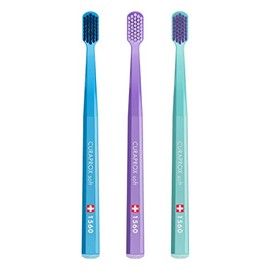 Curaprox Swiss 1560 - Cepillo de dientes suave de 0,15 mm, colores surtidos (paquete de 3)