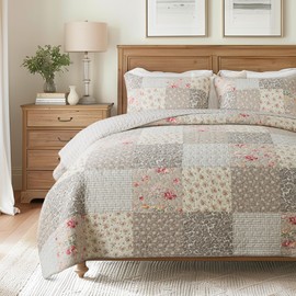 SLPR Walk in The Cotswolds Patchwork Cotton Pieced Quilt Set - Queen Size with 2 Shams, Neutral Floral & Cream Cottage Quilted Bedspread, French Country Farmhouse Bedding for All Seasons