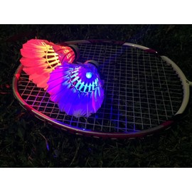 Xrten LED Badminton Set with 4 Colours, 4 Pieces Lighting Badminton Balls, Colourful Shuttlecock for Outdoor and Indoor Sports Activities