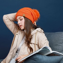 REDESS Women Winter Pom Pom Beanie Hat with Warm Fleece Lined, Confetti Oatmeal