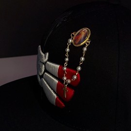 religious hat pins - Color: Sagrado corazón de Jesús