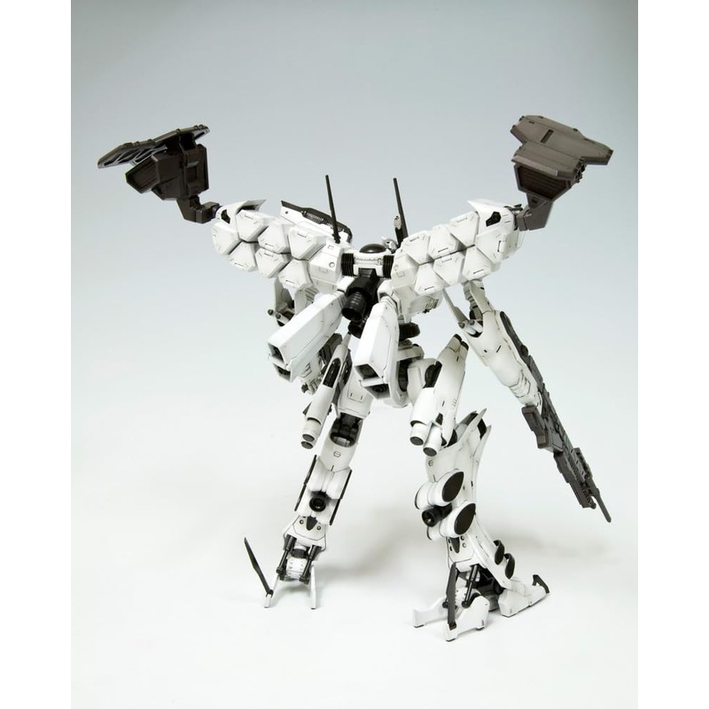 Armored Core Line Arc White Glint 1/72 Scale Plastic Model
