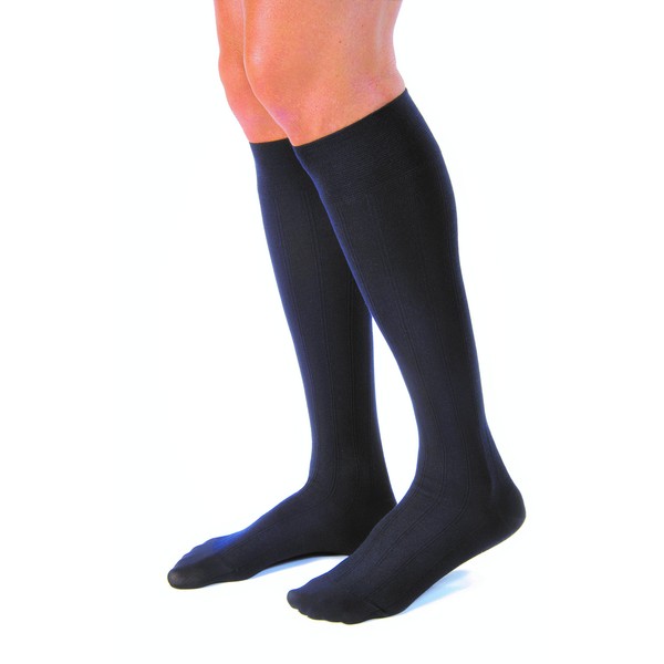 JOBST forMen Calcetines casuales de compresión hasta la rodilla, 20-30 mmHg, color azul marino, talla M