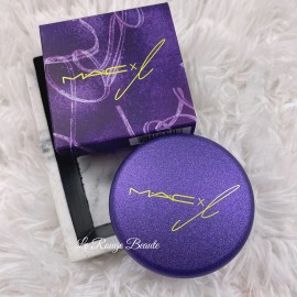M.A.C Mac X L isa Extra Dimension Skinfinish Highlighter - Snow Gold Limited Edition
