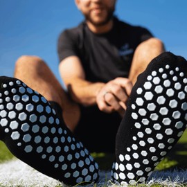 SENDA Gravity Pro Grip Socks with Non-Slip Technology, Unisex, Crew Length, Black, Medium