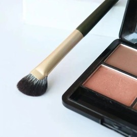 Face cosmetics brush nose shading nose shading brush / 페이스 화장용품 브러쉬 노즈 섀딩 코 쉐이딩 브러시