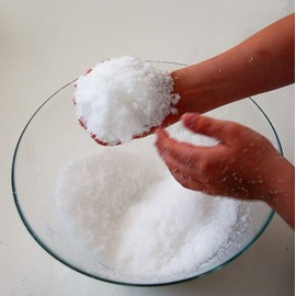 Science Gone Fun Experiment Combo: 1 Pound Instant Snow and 1 Pound of Diaper Polymer