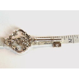 Ganz "Nativity Key" Christmas Charm +Card Key Has Mary Joseph &Baby  1 3/4"H