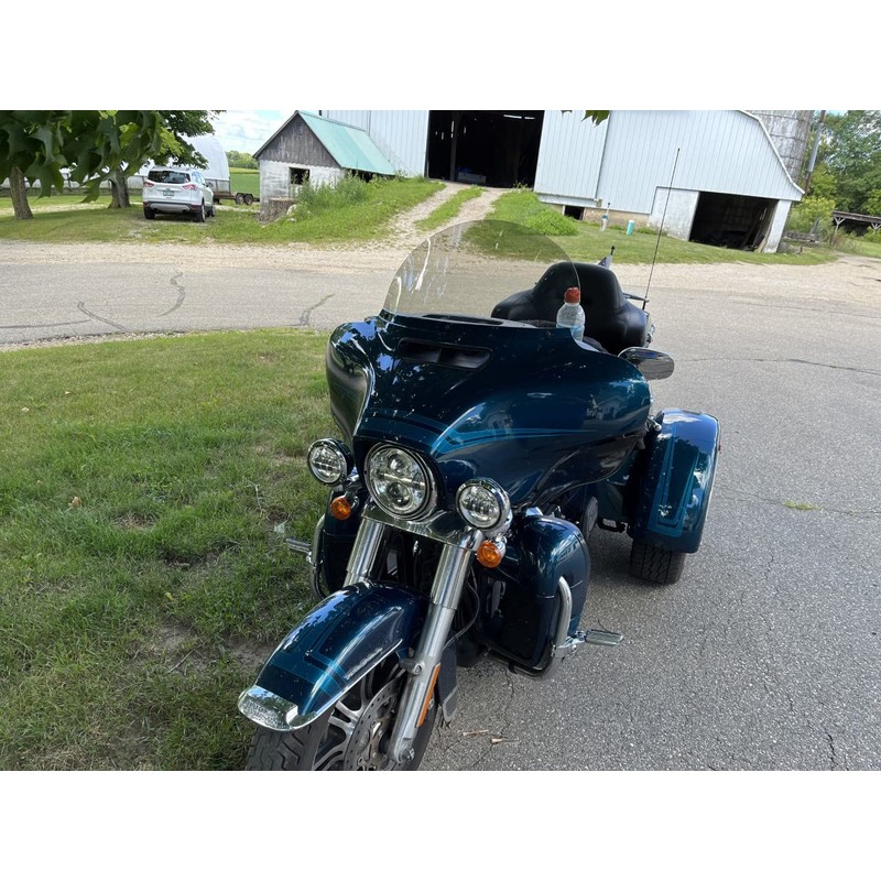 Sled Shields 12" Light Tint Windshield Compatible with Harley Davidson