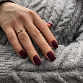 KQueenest Matte Burgundy Press on Nails Short Medium Square, Natural Fake Nails Acrylic for Women Finger Wear, Dark Red Gel Glue on Nails Short Coffin, Fall Winter False Nails Set, 24 Pcs No Glue