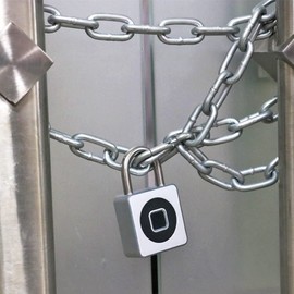 eLinkSmart Gym Padlock Fingerprint or Mobile App Multi-user Waterproof Keyless Lock for Locker, Garage, Gate, Shed School, Outdoor, Type C