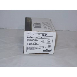 Leviton 5207 30-amp 3-Pole 3-Wire 125/250-volt NEMA 10-30R