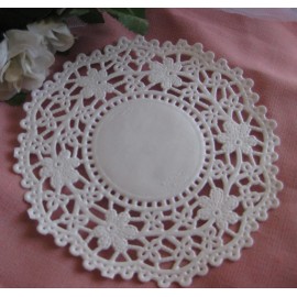 LAPACO 25 pcs 4.5" INCH WHITE DAISY FLOWER LACE PAPER  DOILY DOILIES CRAFT CANADA