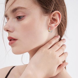 MONGAS Bee Earrings Sterling Silver Bumble Bee Huggie Hoop Earrings Bee Jewelry for Women, Sterling Silver