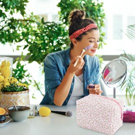URSKYTOUS Quilted Makeup Bag Floral Large Cute Cosmetic Bag Cotton Puffy Makeup Organizer Coquette Travel Makeup Pouch Aesthetic Portable Zipper Toiletry Storage Bag for Women Girls (Pink)