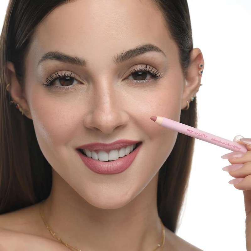 Mar Cosmetics Delineador De Labios Encerado Pink Mist con Sacapuntas