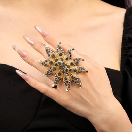 Yheahin Elegant Big Crystal Flowers Ring for Women Gold Rhinestone Floral Rings Open Finger Adjustable Crystal Flower Statement Ring Jewelry for Bridal Wedding (Flower 2 - grey)