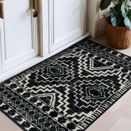 Rugshop Southwestern Black and White Tribal Area Rug – Geometric Diamond Pattern Carpet for Living Room, Bedroom, or Entryway – Boho Rustic Soft Floor Decor 2' 3" x 4' Black