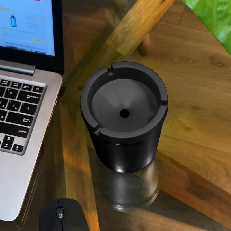 OOTB Smokeless Plastic Ashtray, Multicoloured, 8x10cm