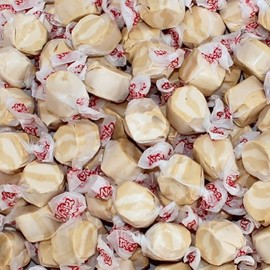 Peanut Butter Salt Water Taffy - Individually Wrapped Assorted Flavors - Old Fashion Saltwater Taffy Candy Bulk (2.5 Pound)