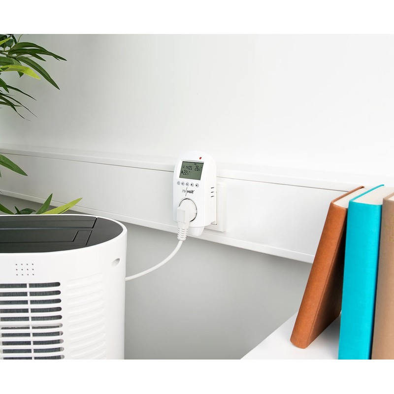 revolt Plug Thermostat: Digital Socket Thermostat for Heating and Air