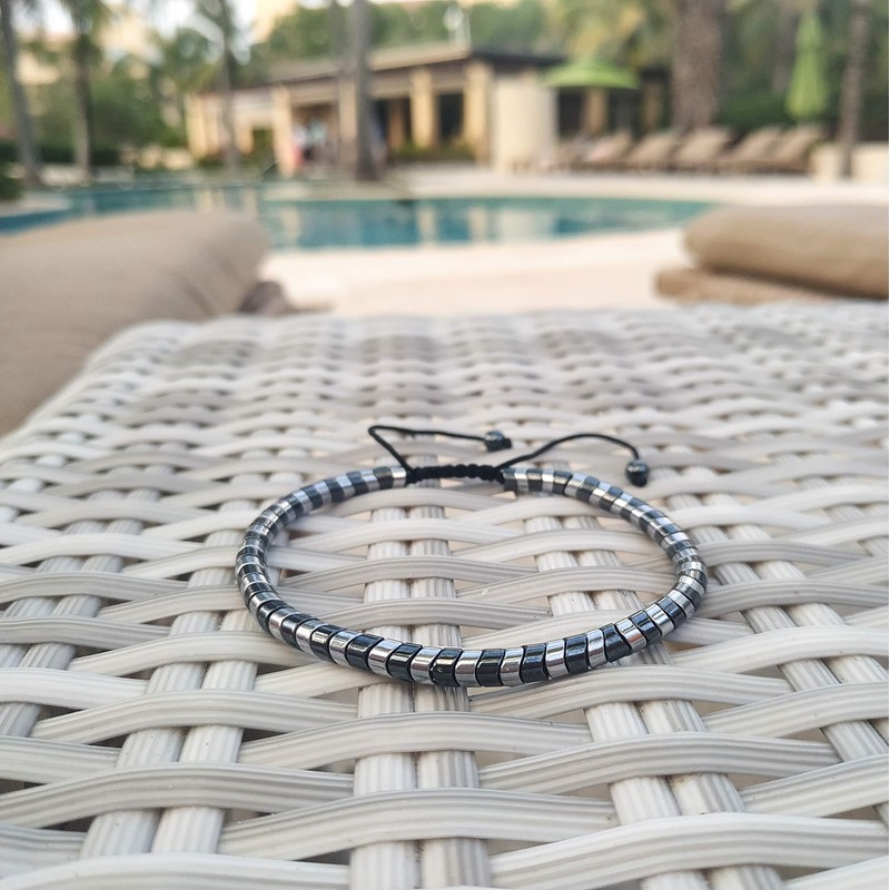Pulsera Ajustable de Hombre | Piedra Hematita 4mm (Plateada)