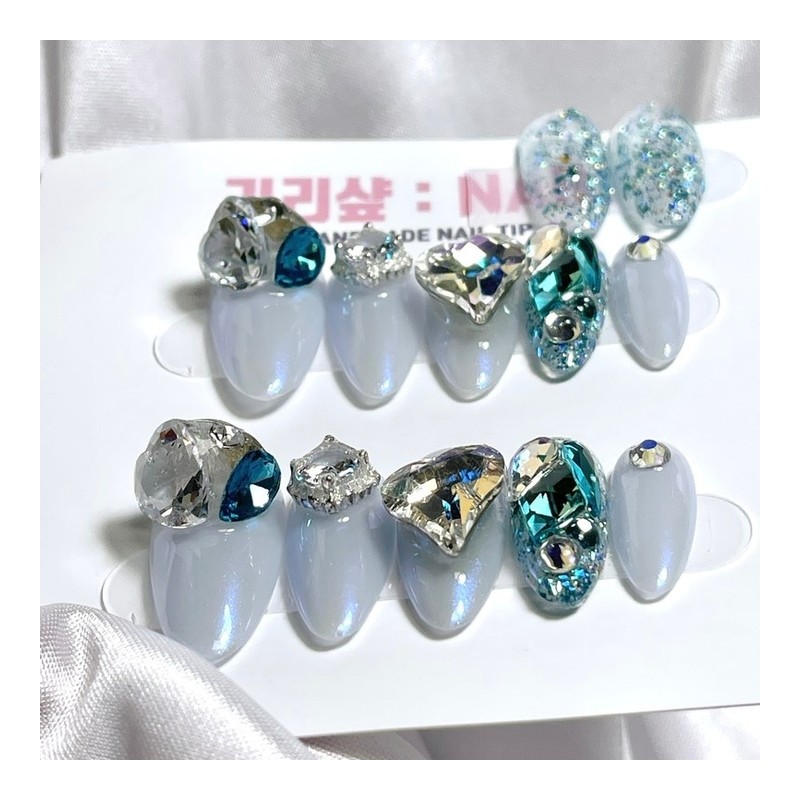 Emerald Princess Aurora handmade nail tips - short ballerina /