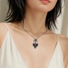 HEXORA - Collar Gótico Mujer Dije Corazón Negro con Cruz