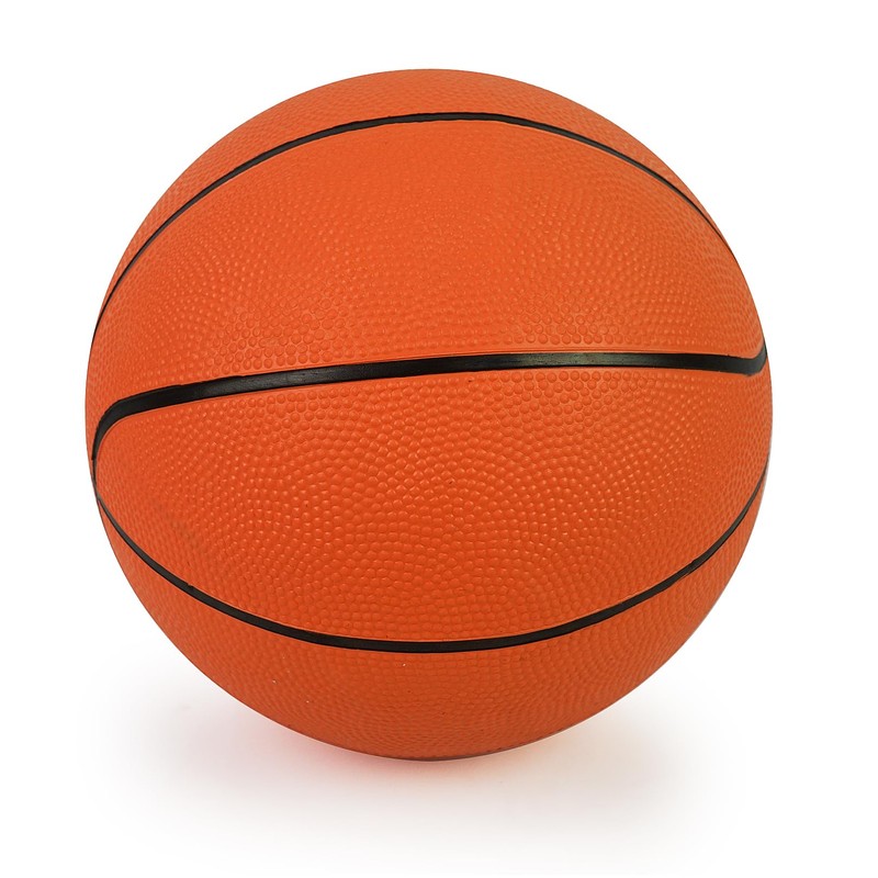 Aoneky Indoor/Outdoor Mini Rubber Basketball with Pump - Size 6