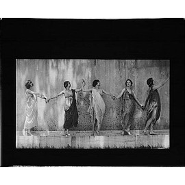 HistoricalFindings Photo: Anna Duncan,Irma,Maria Theresa,Other Dancers,Dancing,Performers,Slides,1911 1