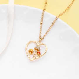 HANRESHE Heart Mushroom Necklace Women Gift 14k Gold Copper Crystal Mushroom Necklace Pendant Aesthetic Jewelry For Teen Girls