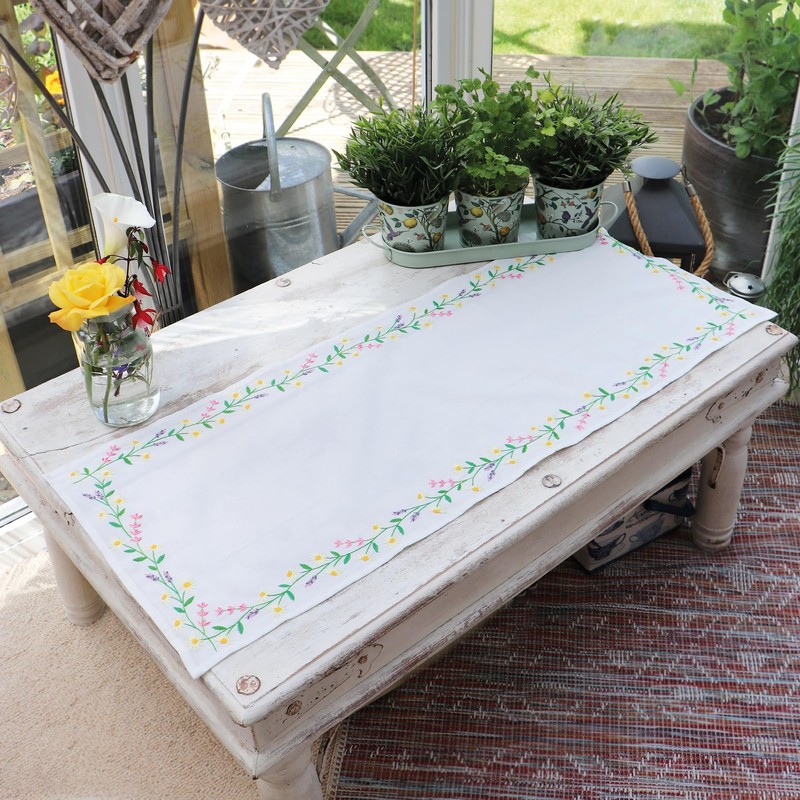 Trimits Embroidery Kit - Table Runner - Includes Printed Fabric,