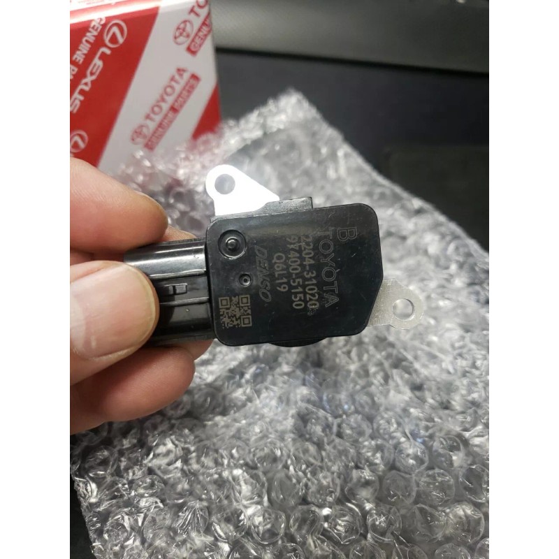 Toyota Genuine Toyota Mass Air Flow Sensor 22204-31020