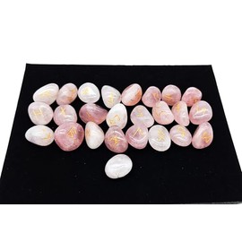 AB Viking Crafts Edelstein Runen Set Elder Futhark Heilstein Rosenquarz 25 Steine ca. 20 mm im Samtbeutel | Mythologie Wikinger Esoterik Meditation Magie (Rosenquarz goldene Gravur)