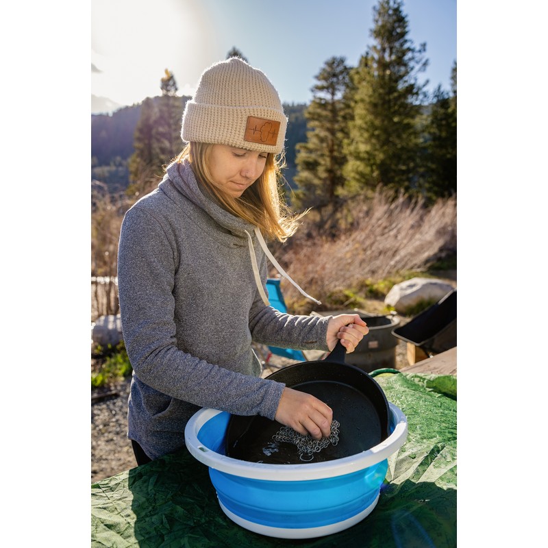 Coghlans Coghlan's Camping Outdoor Collapsible Sink - White/Blue